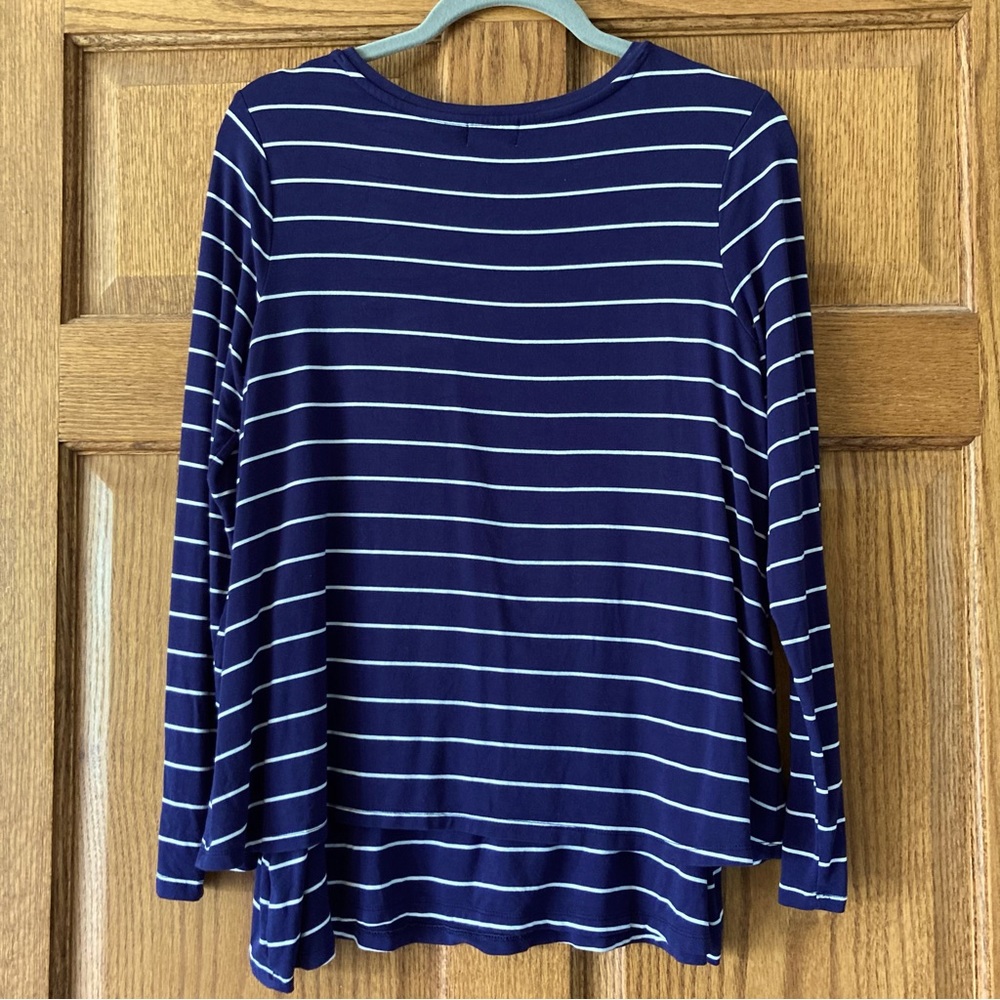 5/$15 Old Navy Maternity Navy & White Striped LS Nursing Top Medium - Picture 2 of 7